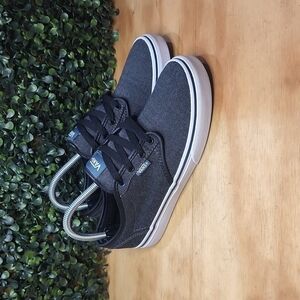 Vans Off the Wall Lace Up Fabric Sneaker | Youth 5 | Dark Gray